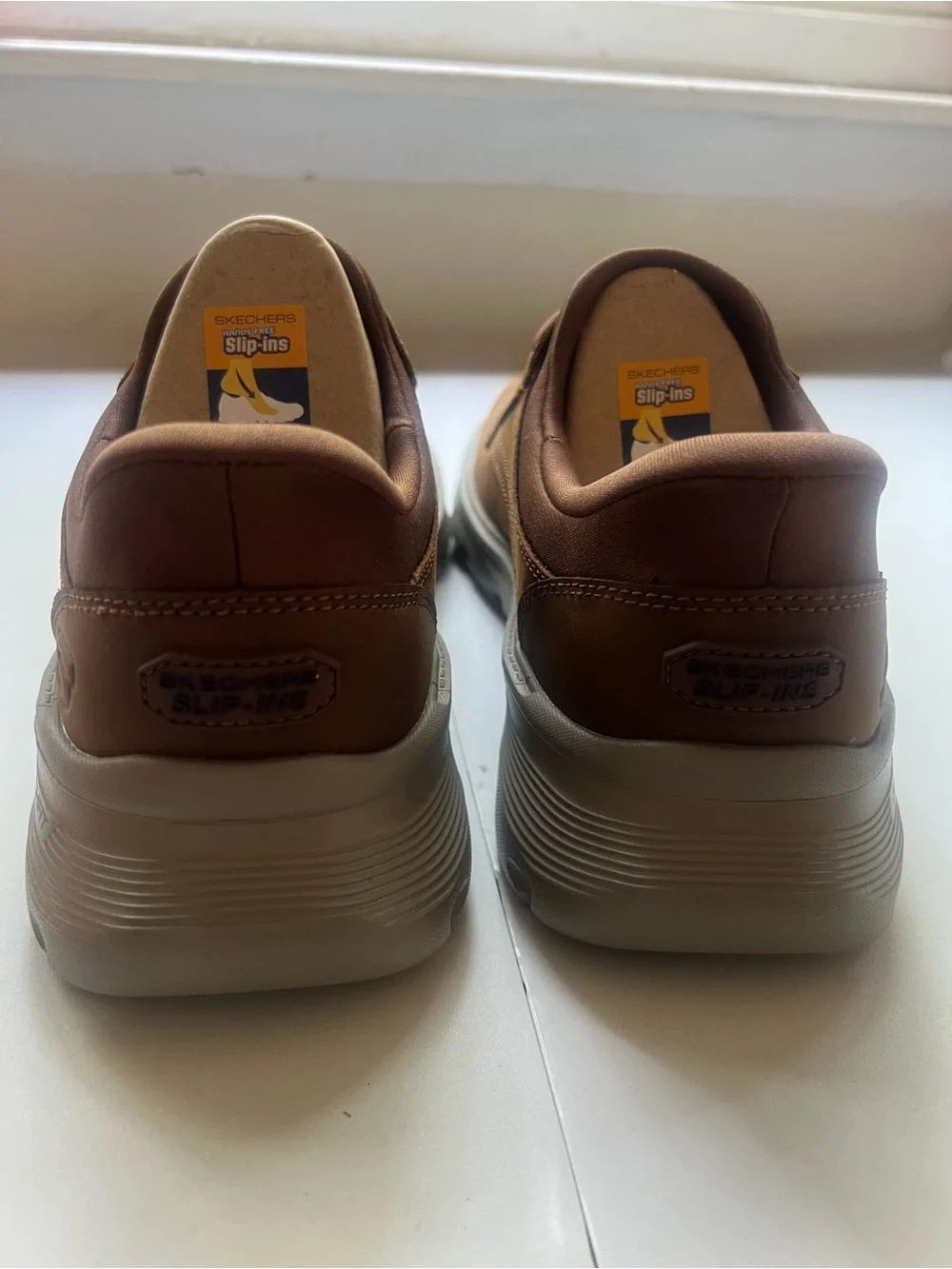 Skechers Slip-ins Relaxed Fit: Arch Fit Garza - Langston